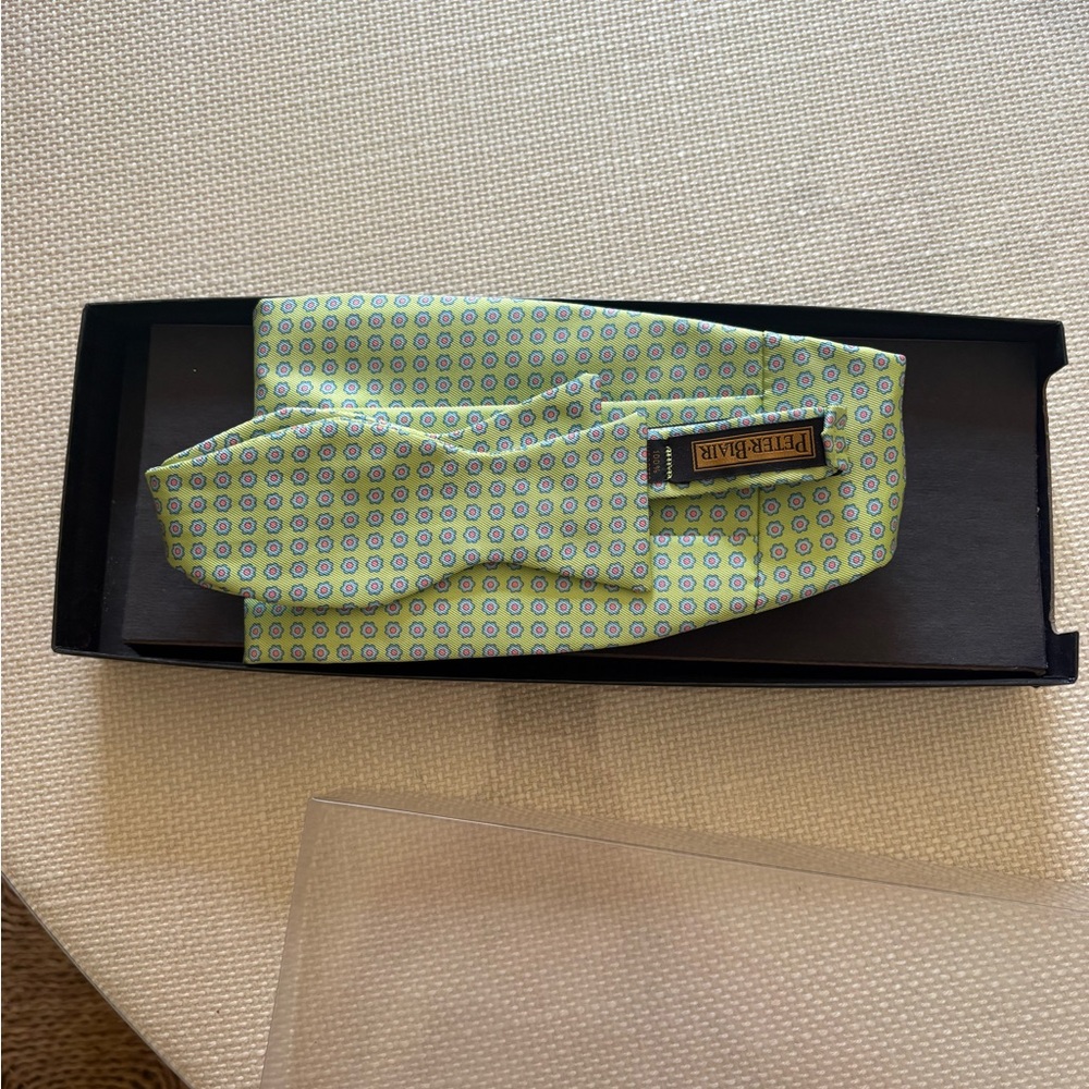 Peter Blair tie and cummerbund set.